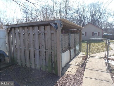 246 Franklin St, Hightstown, NJ 08520 - photo 6