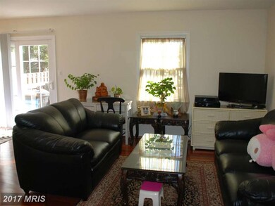 7411 Colton Ln, Manassas, VA 20109 - photo 3