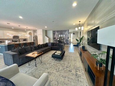 6004 Oak Green Loop, Davenport, FL 33837 - photo 5