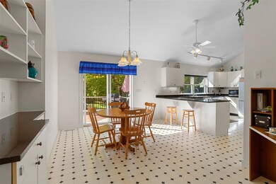 85 Souhegan St, Milford, NH 03055 - photo 6