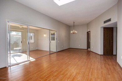 13806 N 108th Dr, Sun City, AZ 85351 - photo 5