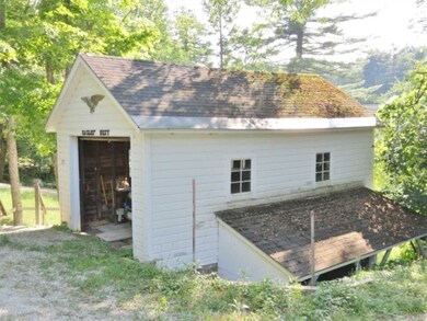 173 E Lake Rd, Ludlow, VT 05149 - photo 3