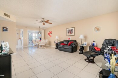 05_Living-Room-01