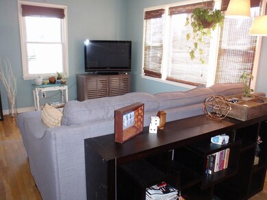 Living Room4