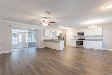 4013 27th Ave W, Bradenton, FL 34205 - photo 5