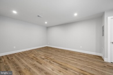 311 Bridge St unit C, Spring City, PA 19475 - photo 6