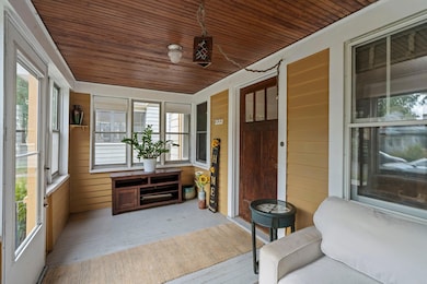 1263 Charles Ave, Saint Paul, MN 55104 - photo 3