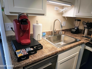 2755 Kitchen 2
