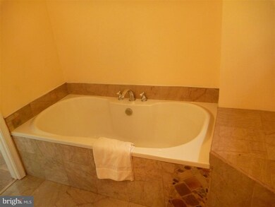 98 Cinnamon Trail unit A, Berkeley Springs, WV 25411 - photo 6