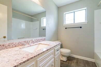 5015 Fitzwater Dr, Spring, TX 77373 - photo 6