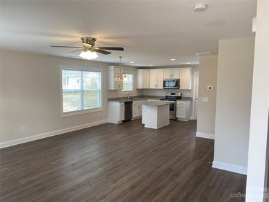 413 Chambers St, Statesville, NC 28677 - photo 2