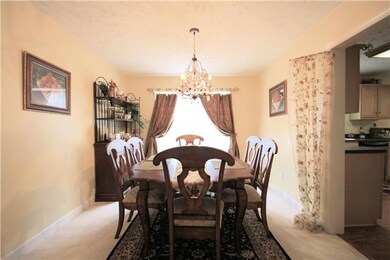 SPACIOUS DINNING ROOM TO ACCOMMODATE EVERYONE