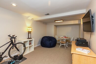11611 Pine Way unit B, Huntley, IL 60142 - photo 3