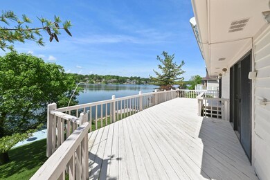 Upper deck seen from outside the Master Suite