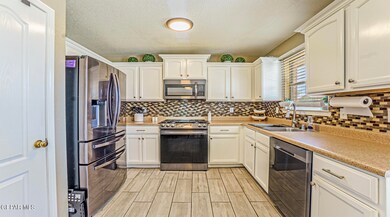 14336 Desierto Lindo Ave, El Paso, TX 79928 - photo 7