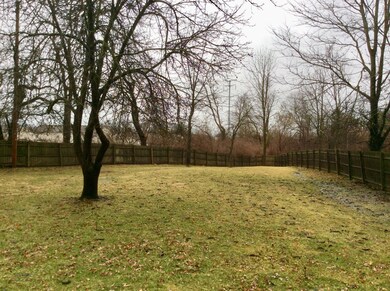 848 Deephollow Ct, Columbus, OH 43228 - photo 7