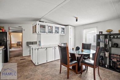 1134 Kelly Dr, Hinesville, GA 31313 - photo 4