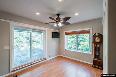 10764 Southview Loop SE, Jefferson, OR 97352 - photo 3