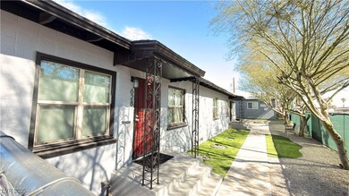 628 N 9th St, Las Vegas, NV 89101 - photo 6
