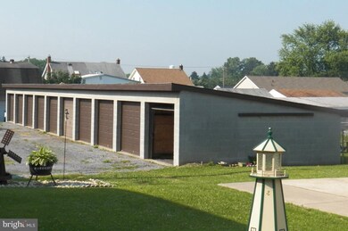 118 E Main Ave, Myerstown, PA 17067 - photo 3