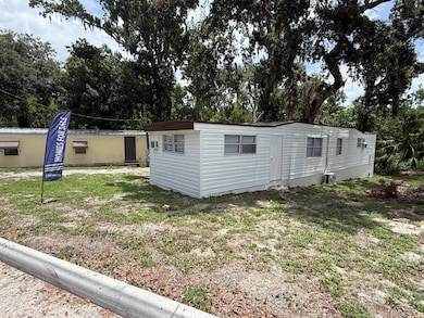 6910 Alafia Dr unit D10, Riverview, FL 33578 - photo 2