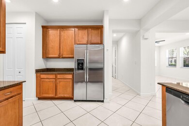 650 Pacific Grove Dr unit 5, West Palm Beach, FL 33401 - photo 5