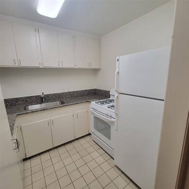 1801 Cortlandt St unit 7, Houston, TX 77008 - photo 7