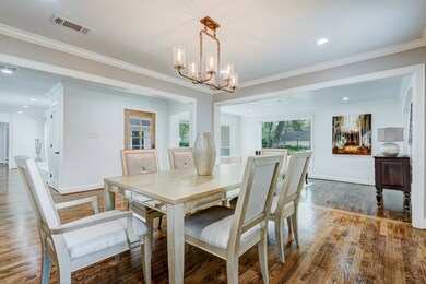 10310 Green Tree Rd, Houston, TX 77042 - photo 7