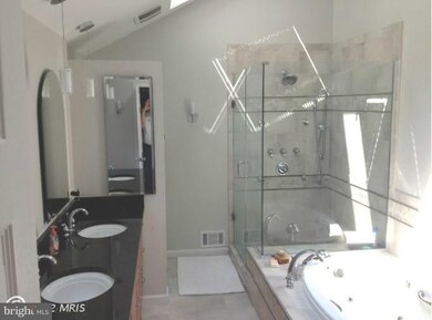 12705 Franklin Farm Rd, Herndon, VA 20171 - photo 3