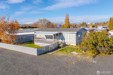 726 Main Ave E unit 24/25, Soap Lake, WA 98851 - photo 2