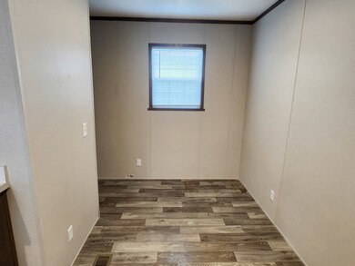 504 Washington unit 504, Belleville, MI 48111 - photo 6