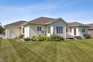 766 36th St S, Moorhead, MN 56560 - photo 4