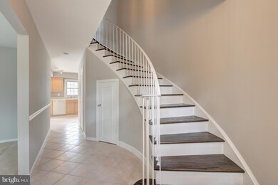 8238 Carrleigh Pkwy unit 88, Springfield, VA 22152 - photo 2