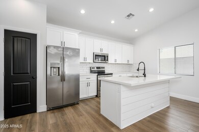 274 N Delaware St unit B, Chandler, AZ 85225 - photo 7