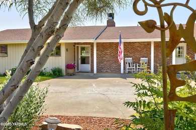 5306 Douglas Dr
