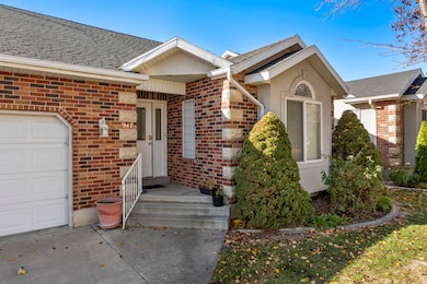 947 N 830 W, Orem, UT 84057 - photo 2