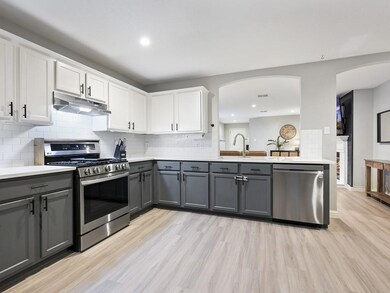 123 Paige Bend, Hutto, TX 78634 - photo 5