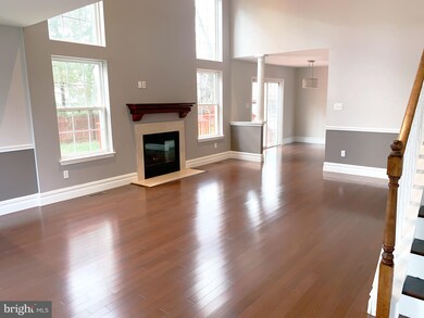 10 Thorn Briar Ln, Burlington, NJ 08016 - photo 6