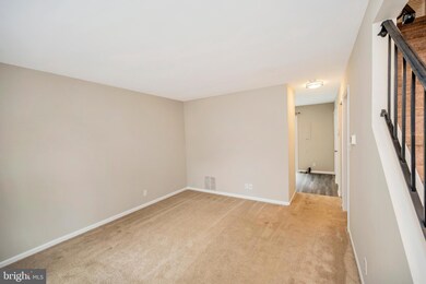111 Madison Ct unit 5, Stafford, VA 22556 - photo 3