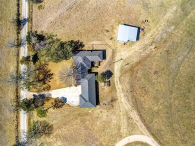 207 Skrivanek Rd, Ennis, TX 75119 - photo 3