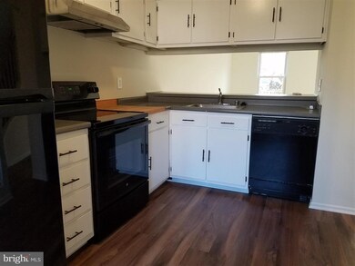 6506 Ducketts Ln, Elkridge, MD 21075 - photo 4