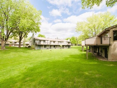 1348 Arden View Dr, New Brighton, MN 55112 - photo 6