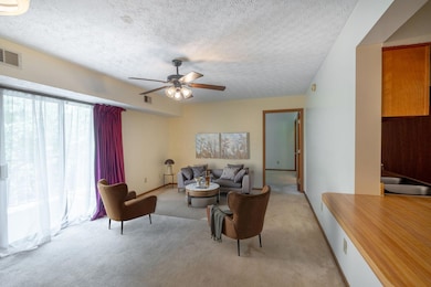 Sharon Woods Senior Village II unit 215, Columbus, OH 43229 - photo 3