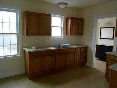 41 Tower St unit 2, Westerly, RI 02891 - photo 6