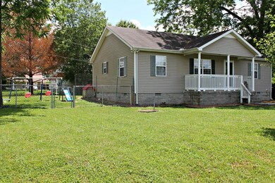 501 Maple St, Manchester, TN 37355 - photo 2