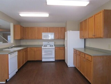 13912 Meadow Lake Dr, Fishers, IN 46038 - photo 5