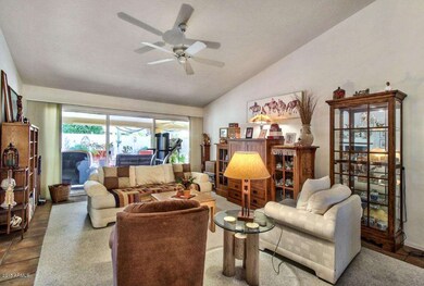 Living_Room[1]