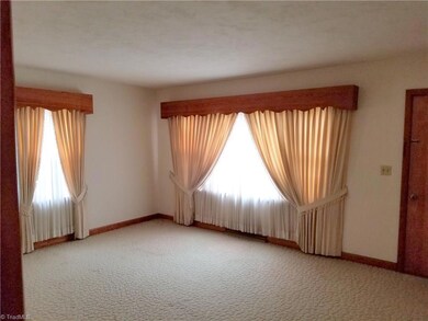 2924 Nc Highway 42 S, Asheboro, NC 27205 - photo 5