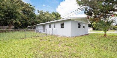 1710 Augustine Dr, Titusville, FL 32796 - photo 4