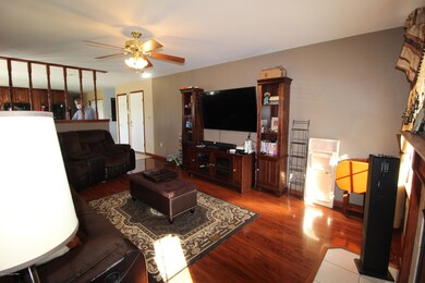 362 Orchard View Dr, Effort, PA 18330 - photo 5